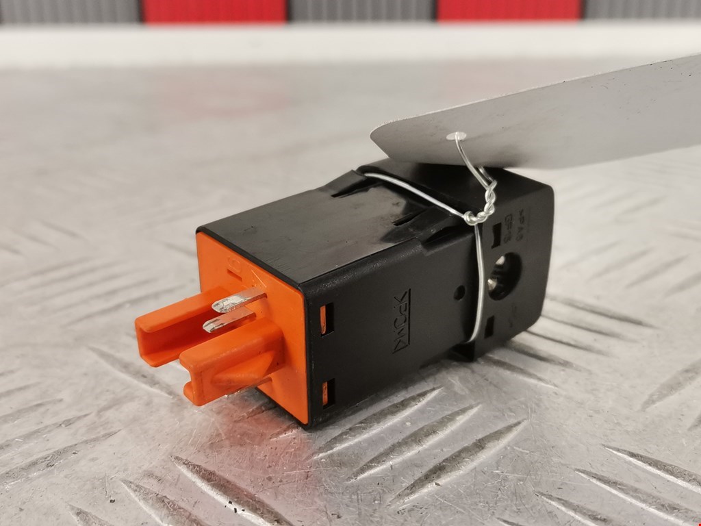 Кнопка корректора фар SAAB 900 1993-1998