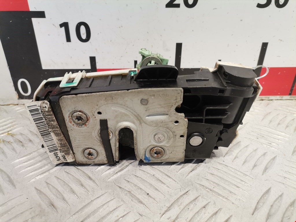 Замок двери задней правой DODGE Caliber 2006-2011