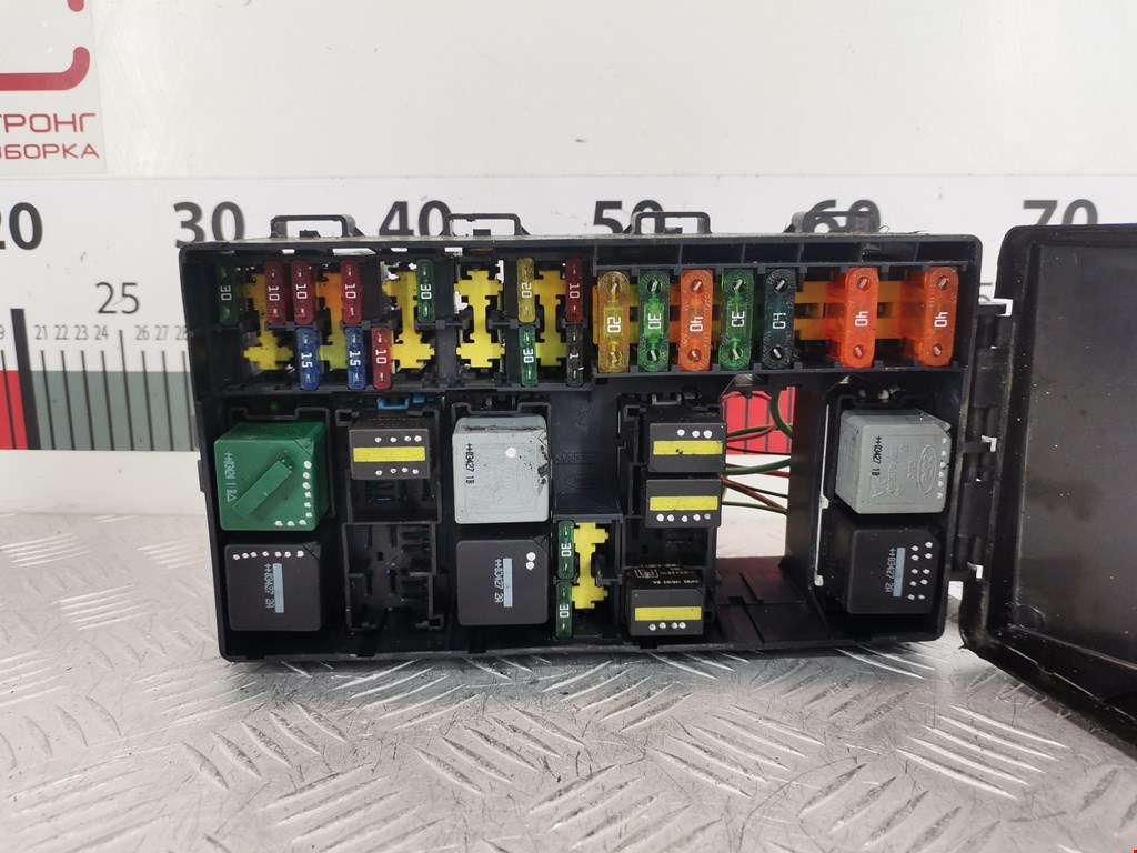 Датчик уровня в бачок омывателя FORD Focus I 1998-2005