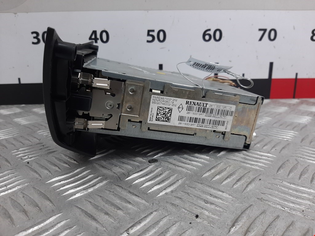 Магнитола RENAULT Laguna 2007-2015