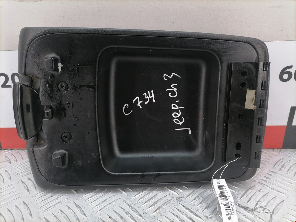 Подлокотник в салон JEEP Cherokee KJ 2001-2007