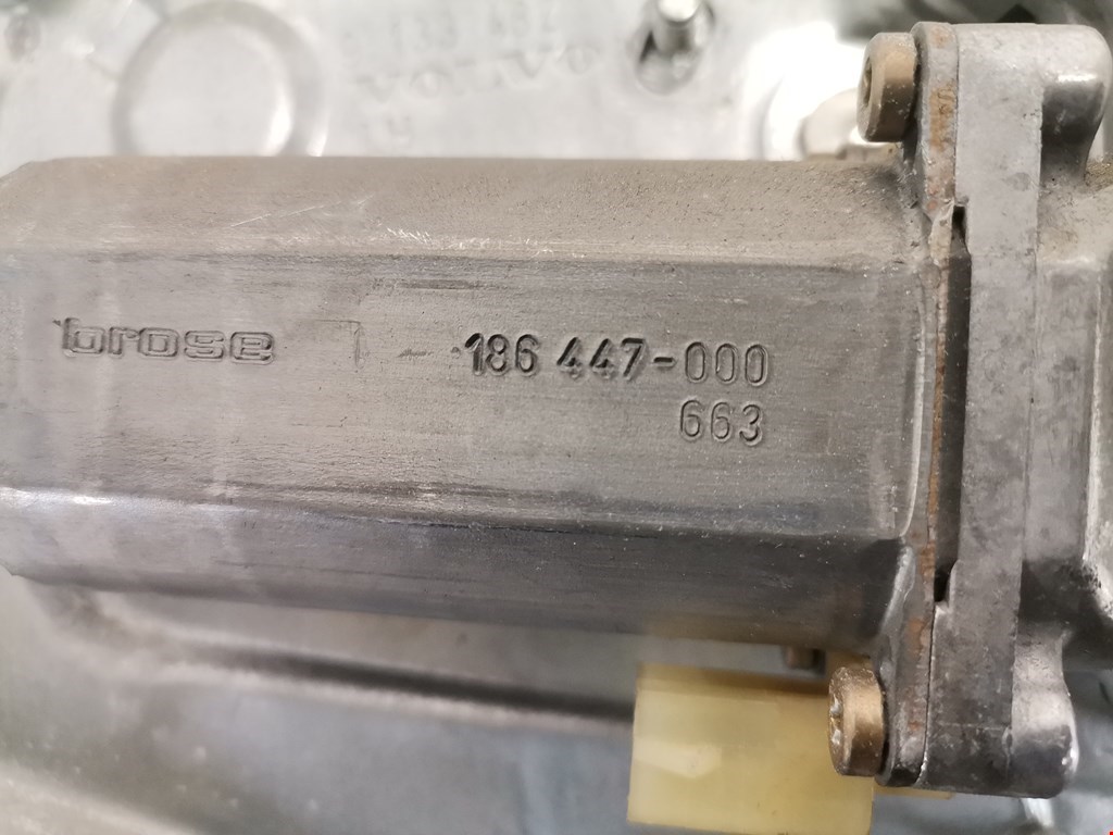 Стеклоподъемник передний левый VOLVO 850 R 1991-1997