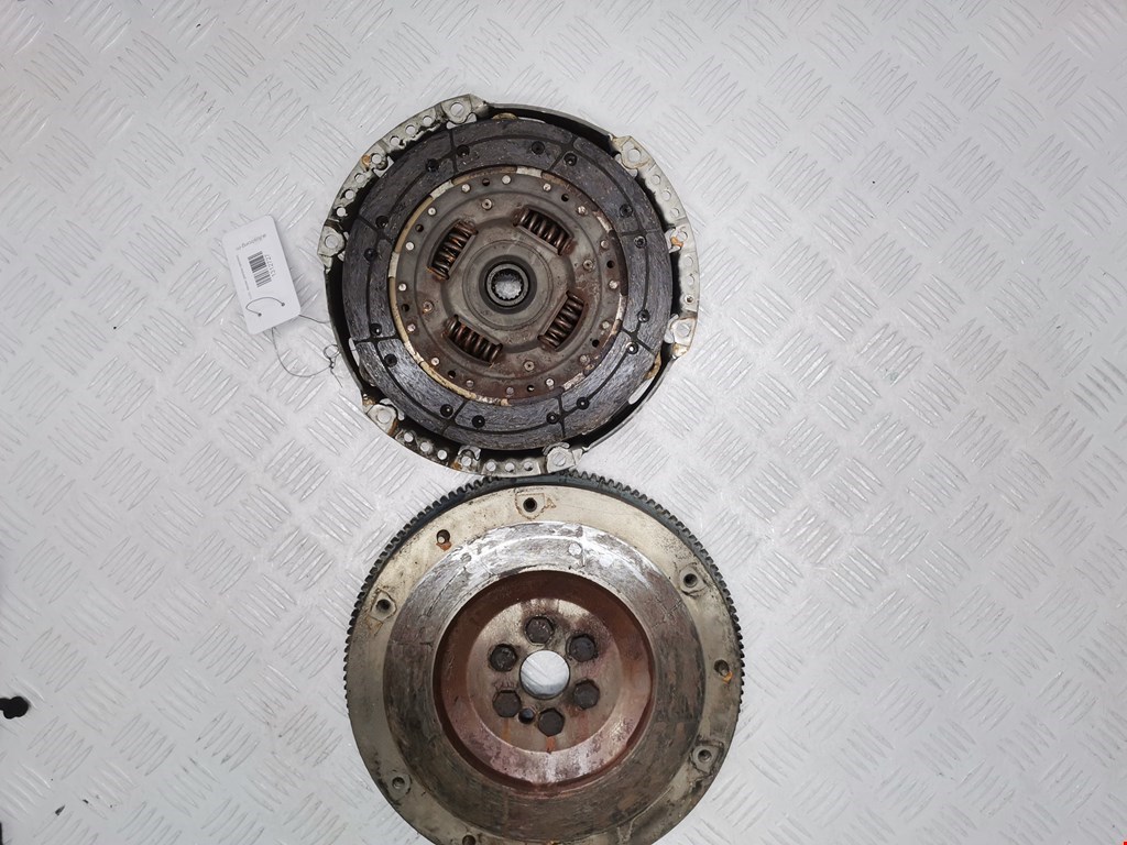Маховик (демпфер сцепления) FORD Focus I 1998-2005