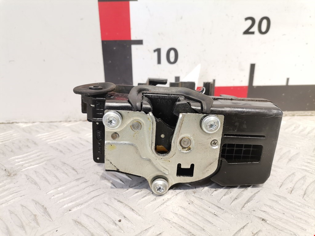 Замок двери задней правой CHEVROLET Captiva 2006-2010