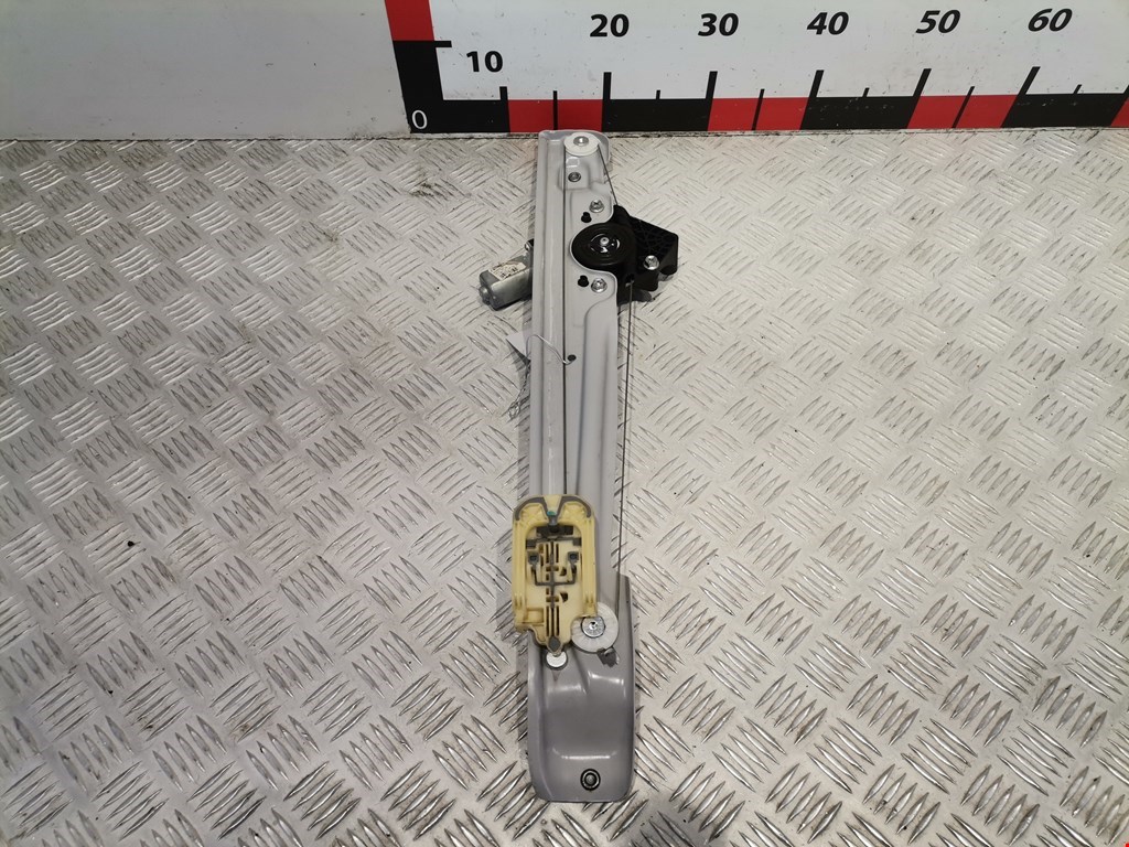 Стеклоподъемник задний правый CHEVROLET Equinox 2017-н.в.