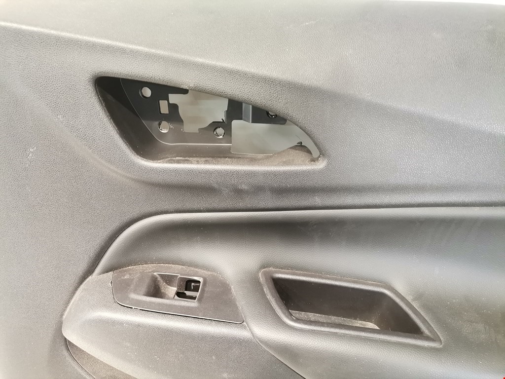 Обшивка двери задняя правая CHEVROLET Equinox 2017-н.в.