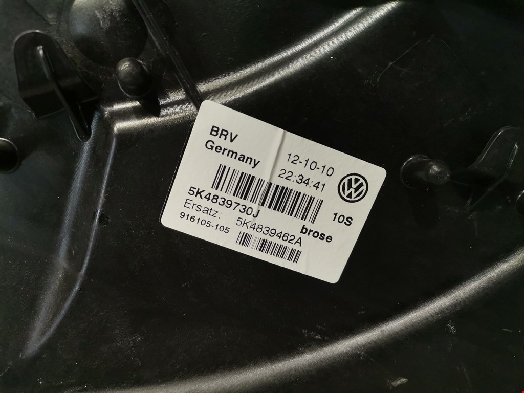 Стеклоподъемник задний правый VOLKSWAGEN Golf VI 2009-2012