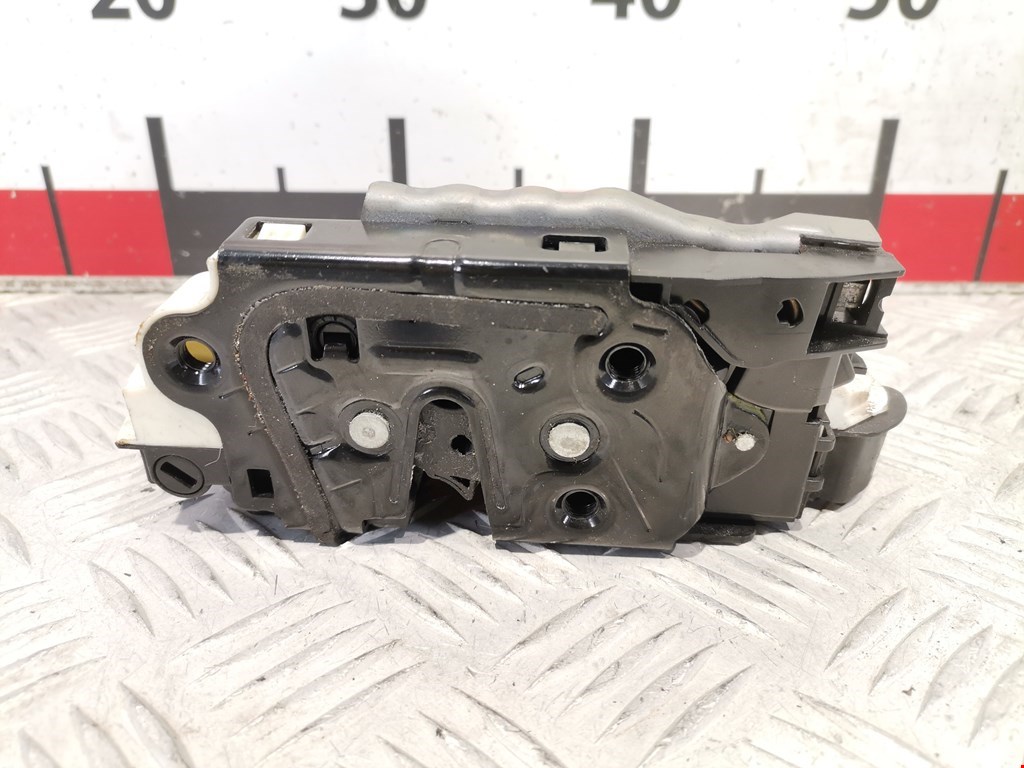 Замок двери задней правой VOLKSWAGEN Golf VI 2009-2012