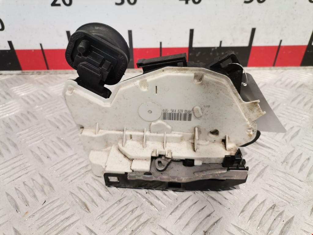 Замок двери задней правой VOLKSWAGEN Golf VI 2009-2012