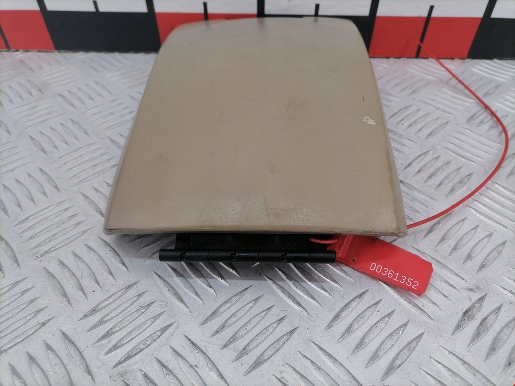 Подлокотник в салон CHRYSLER Pacifica 2003-2008