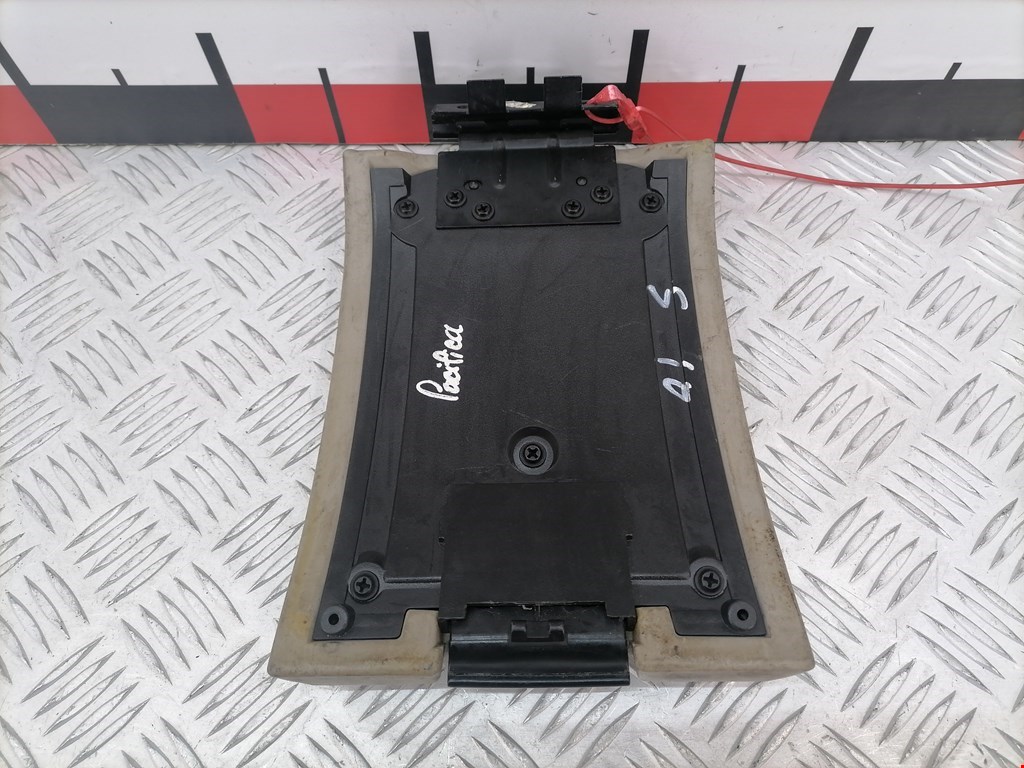 Подлокотник в салон CHRYSLER Pacifica 2003-2008