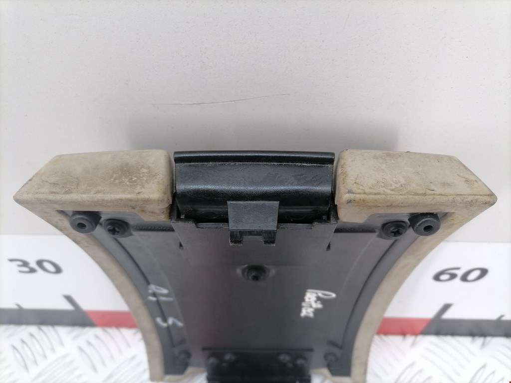 Подлокотник в салон CHRYSLER Pacifica 2003-2008