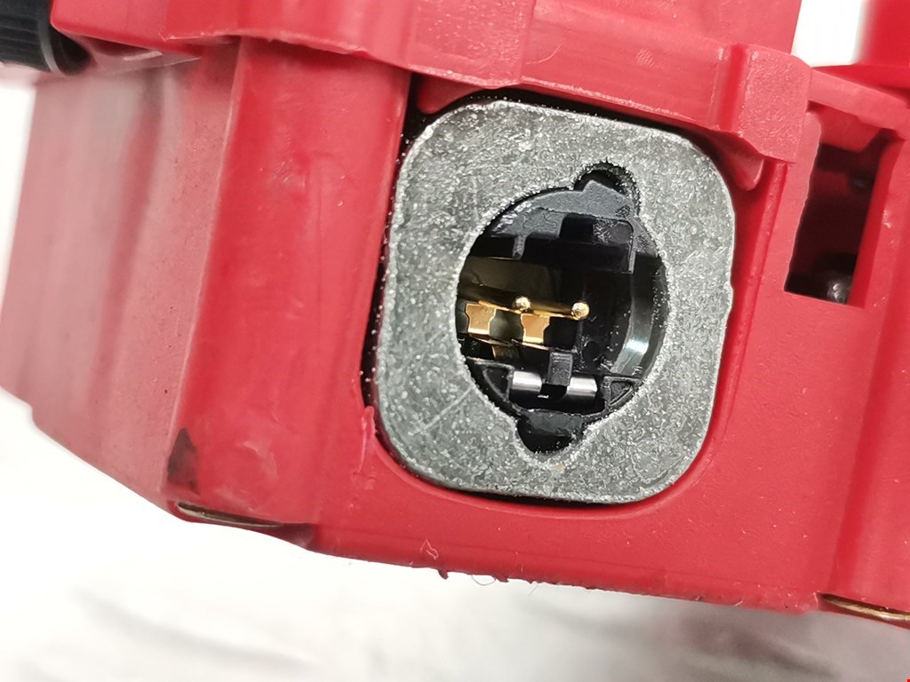 Клемма аккумулятора (плюс) + BMW X5 E70 2007-2013