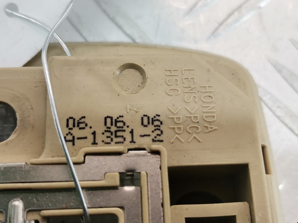 Плафон салонный (салона фонарь) ACURA TSX 2004-2008