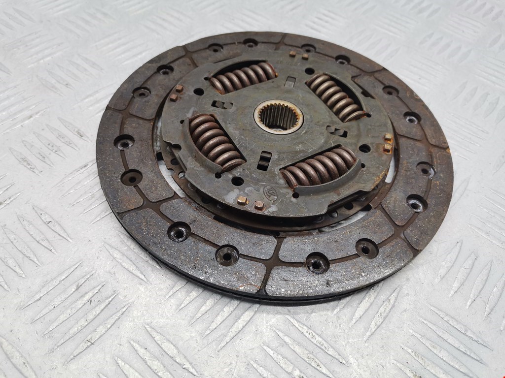 Маховик (демпфер сцепления) VOLKSWAGEN Golf V 2003-2009