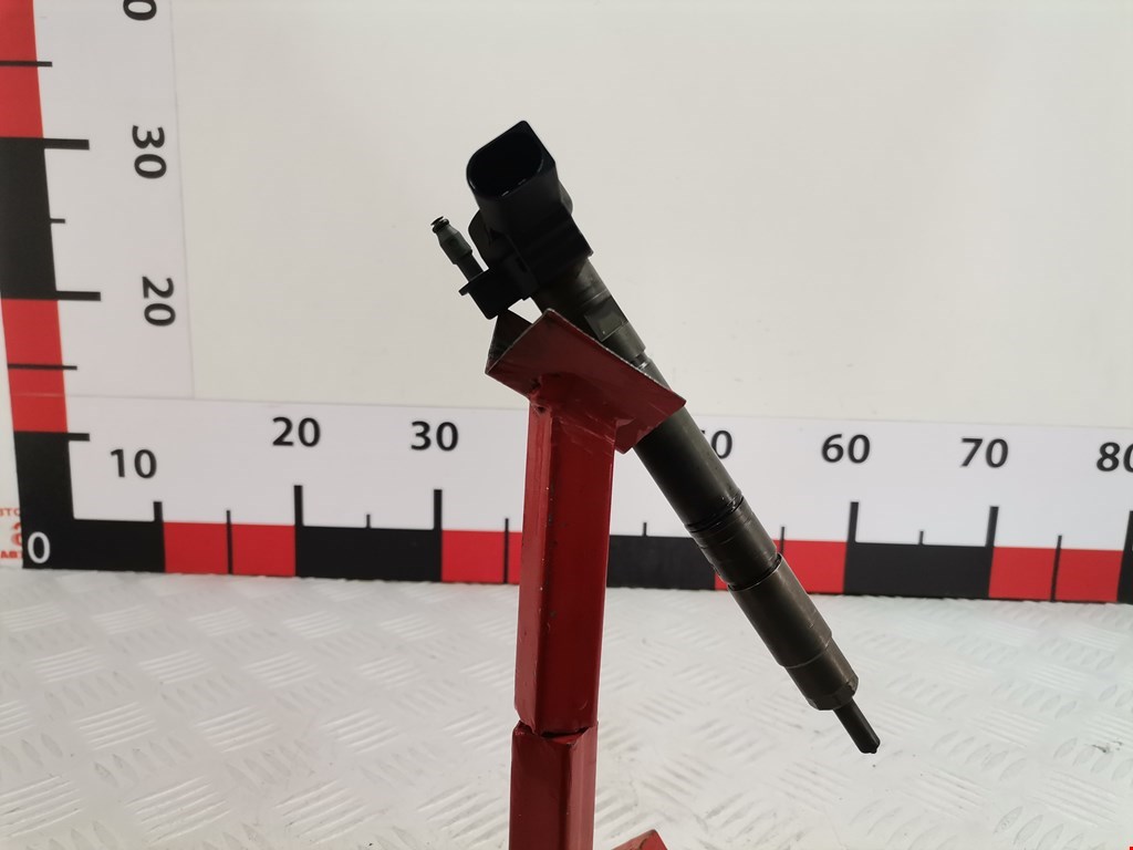 Форсунка дизельная электрическая VOLKSWAGEN Golf VI 2009-2012