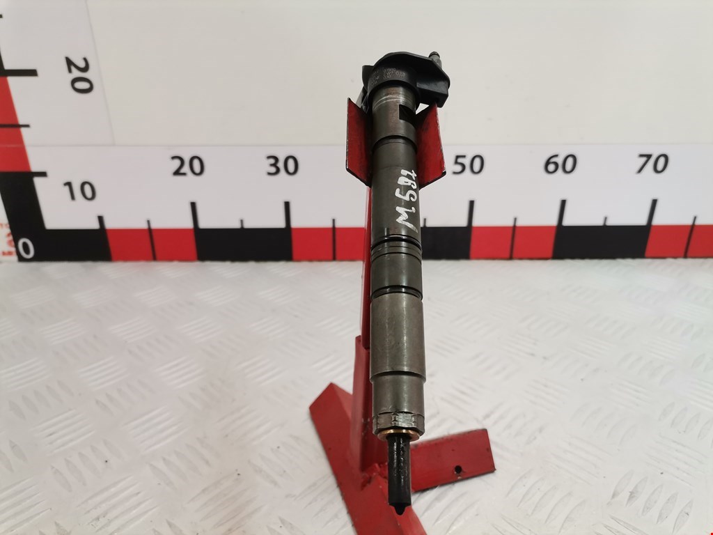 Форсунка дизельная электрическая VOLKSWAGEN Golf VI 2009-2012