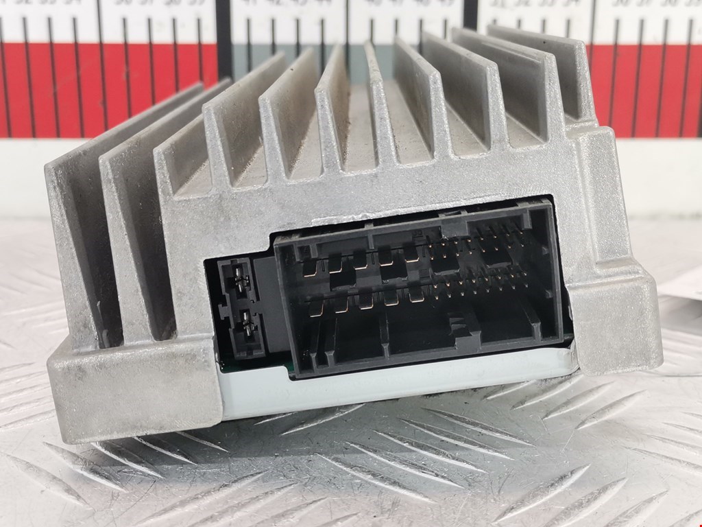 Усилитель акустической системы BMW X5 E70 2007-2013