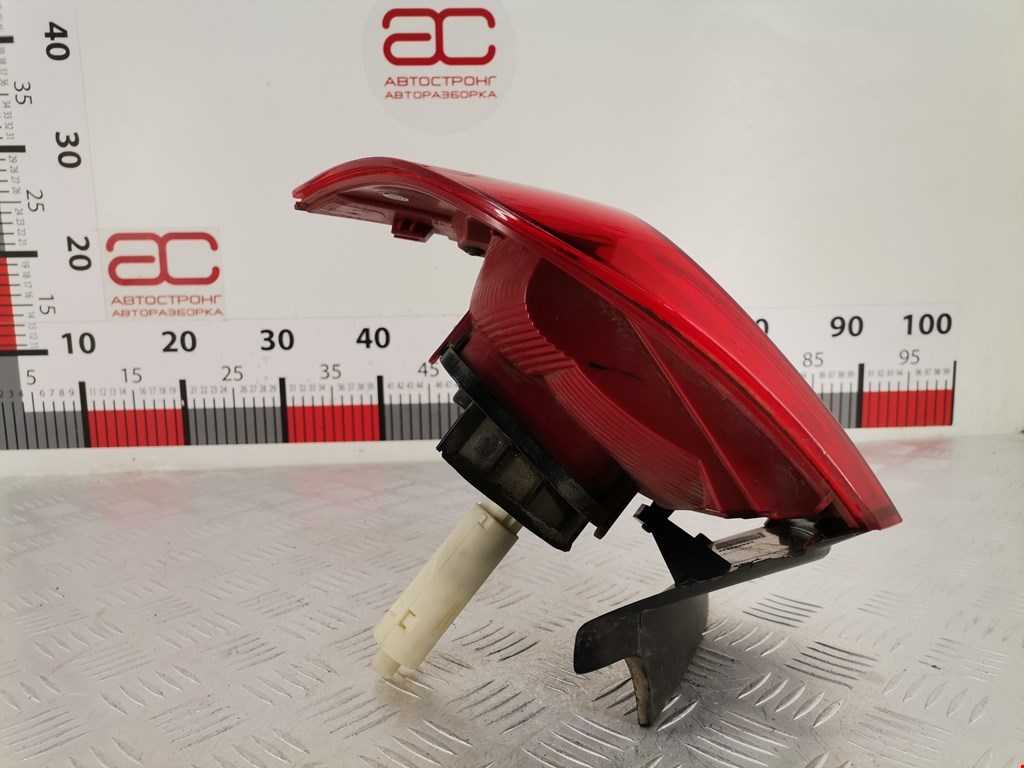 Фонарь задний правый VOLKSWAGEN Touareg 2010-2018