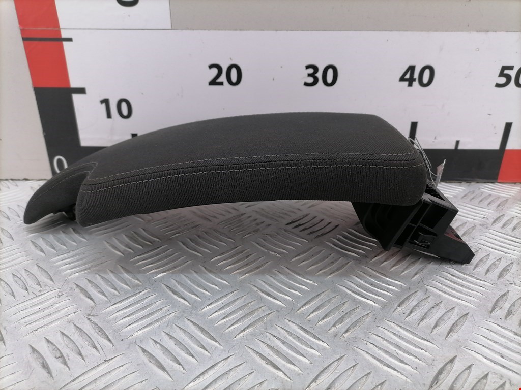 Подлокотник в салон RENAULT Megane III 2009-2016