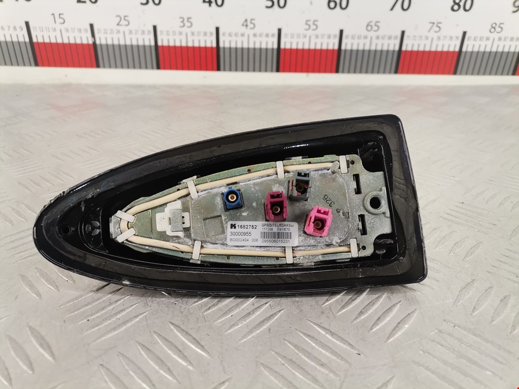 Антенна BMW X5 E70 2007-2013