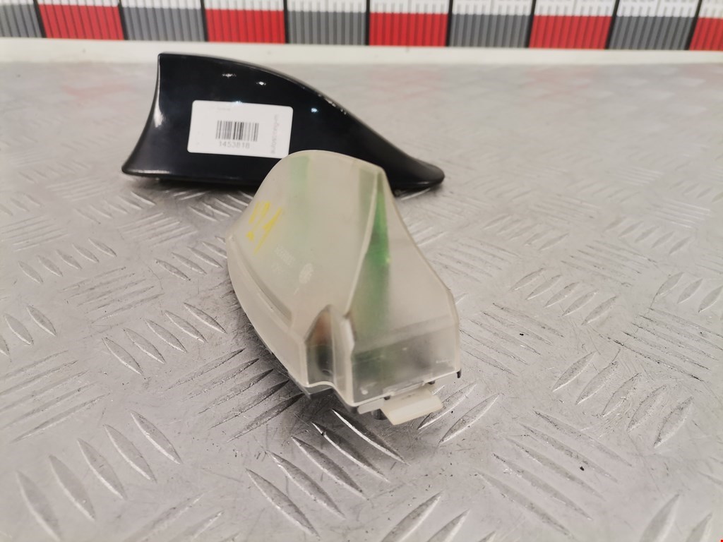 Антенна BMW 5er 5 серия F10/F11/F07 2009-2017