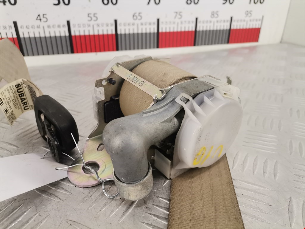 Ремень безопасности передний правый SUBARU Outback 2009-2014