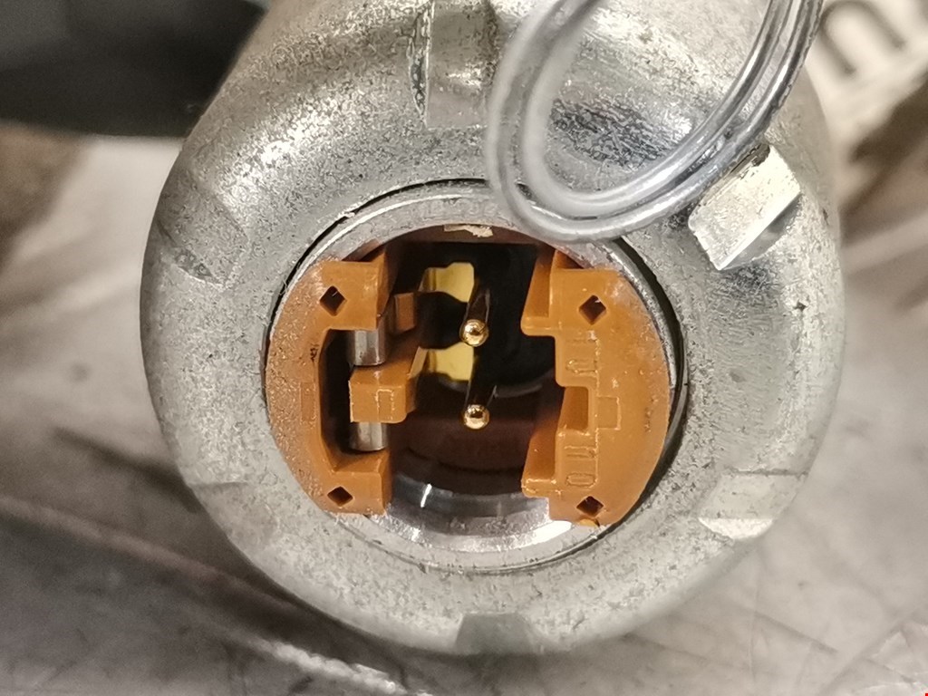 Ремень безопасности передний правый SUBARU Outback 2009-2014