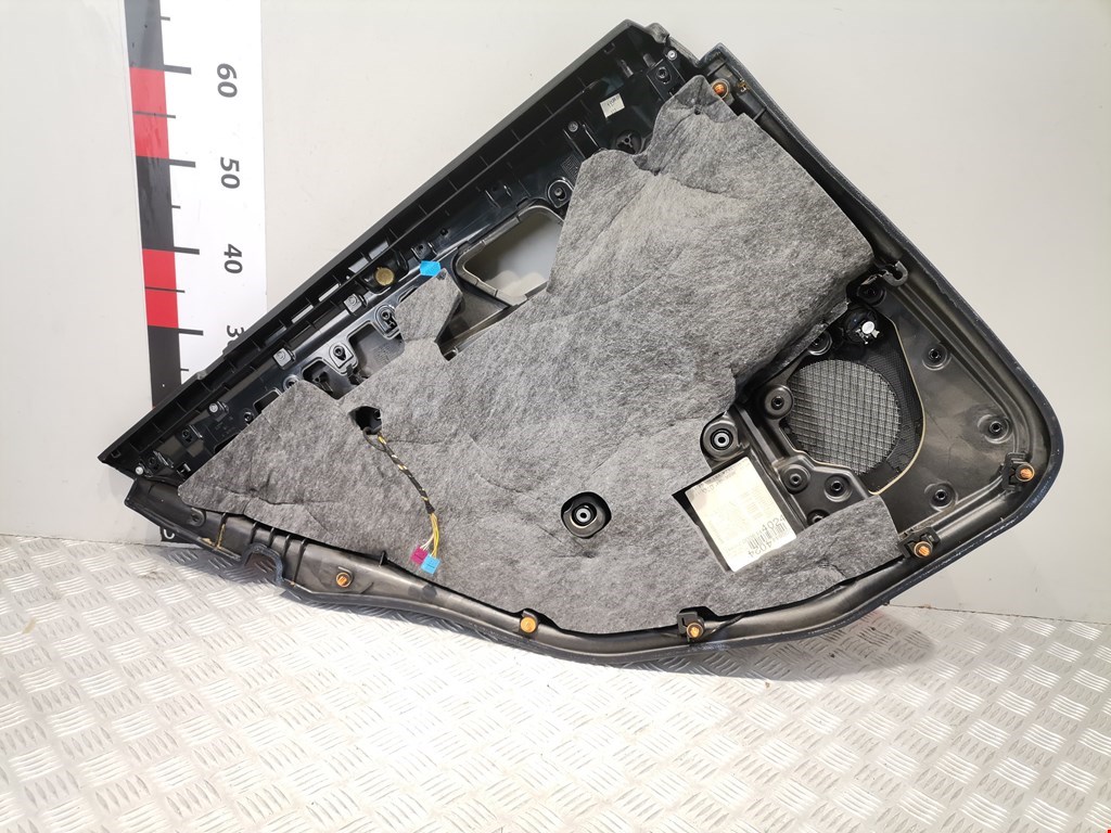 Обшивка двери задняя правая MERCEDES-BENZ E-Class W212, S212, C207 2009-2016