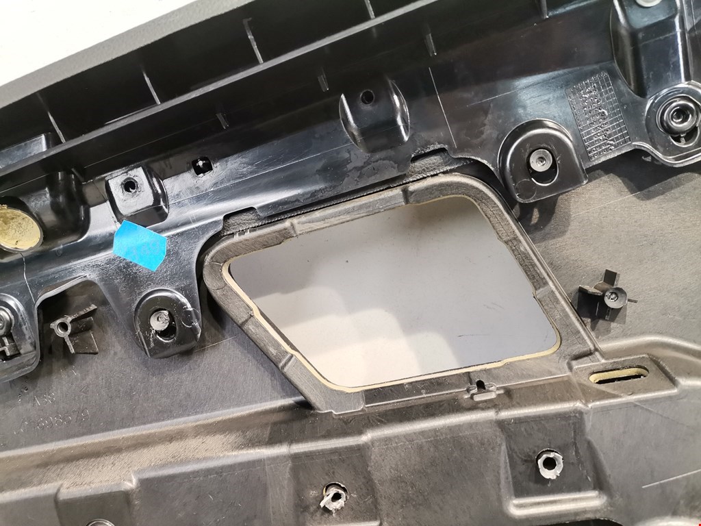 Обшивка двери задняя правая MERCEDES-BENZ E-Class W212, S212, C207 2009-2016