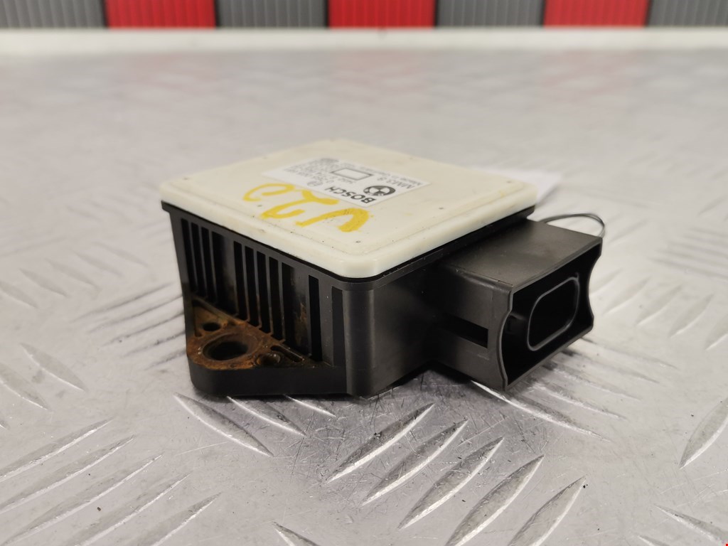 Датчик ускорения (курсовой устойчивости уровня оборотов) BMW X5 (E70) (2006-2013)