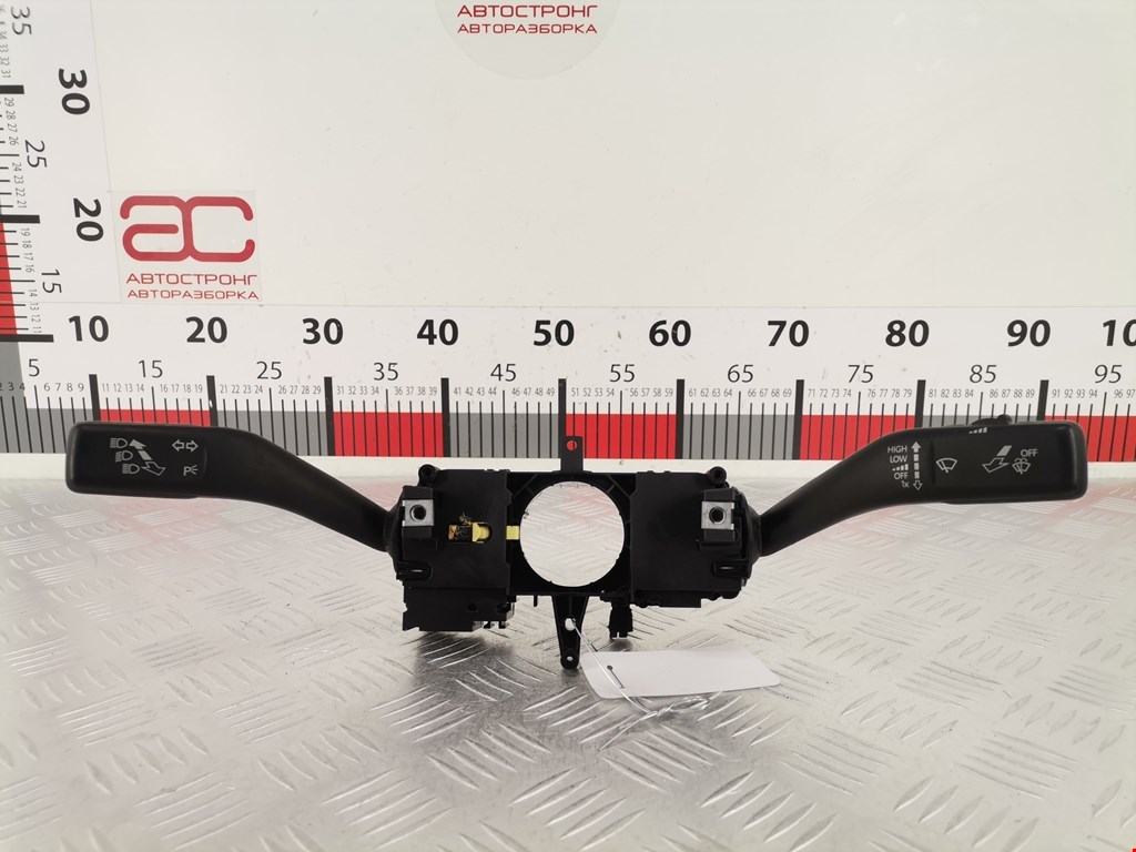 Переключатель поворотов и дворников (стрекоза) Volkswagen Jetta 6 (2010-2018)