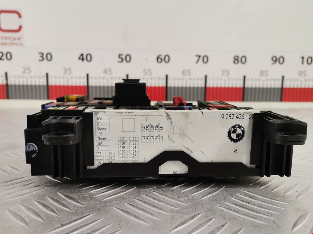 Датчик уровня в бачок омывателя BMW 5er 5 серия F10/F11/F07 2009-2017