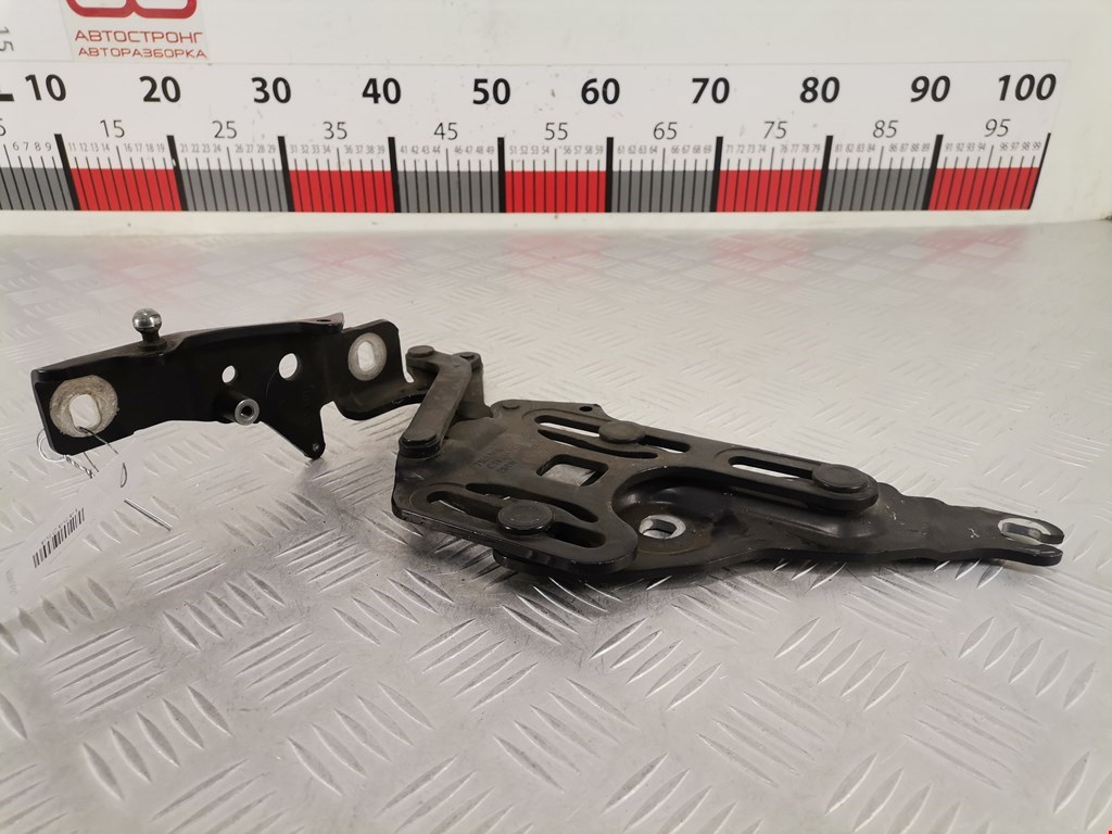 Петля капота правая BMW X5 (E70) (2006-2013)