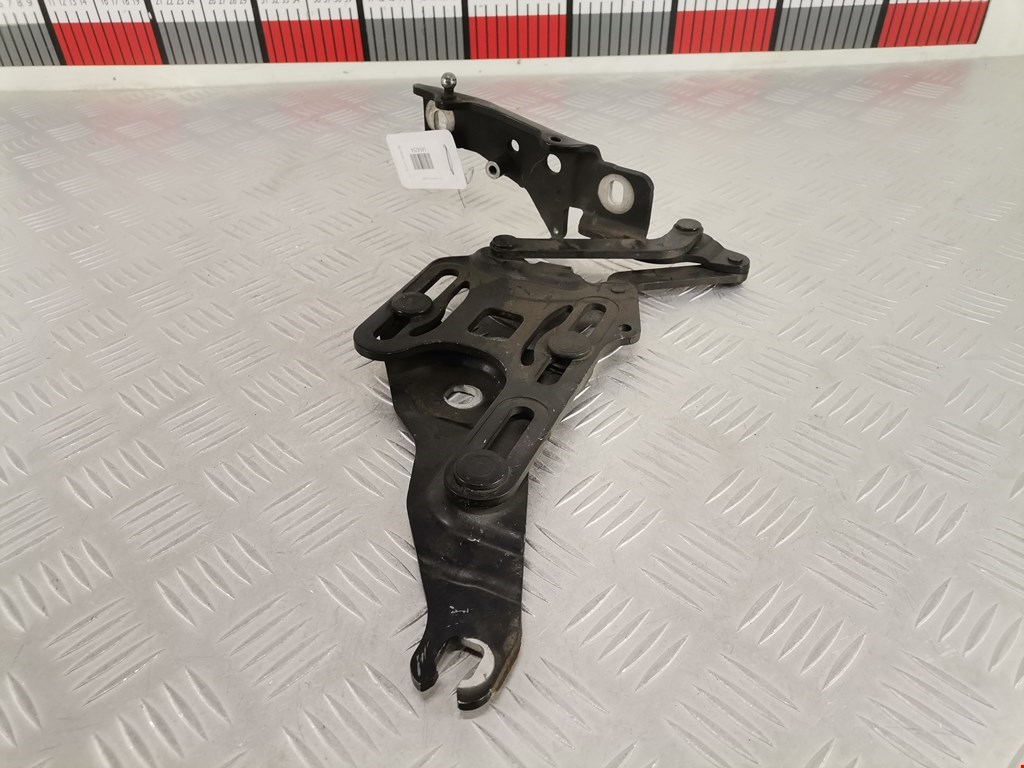 Петля капота левая/правая BMW X5 E70 2007-2013