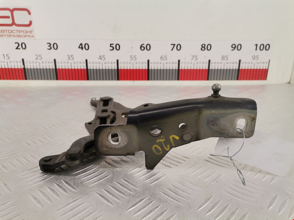 Петля капота левая/правая BMW X5 E70 2007-2013