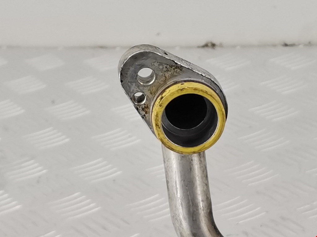 Трубка кондиционера BMW 5er 5 серия F10/F11/F07 2009-2017