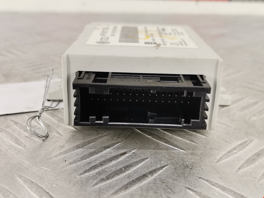 Блок контроля давления в шинах (RDC) Audi Q7 4L (2005-2015)