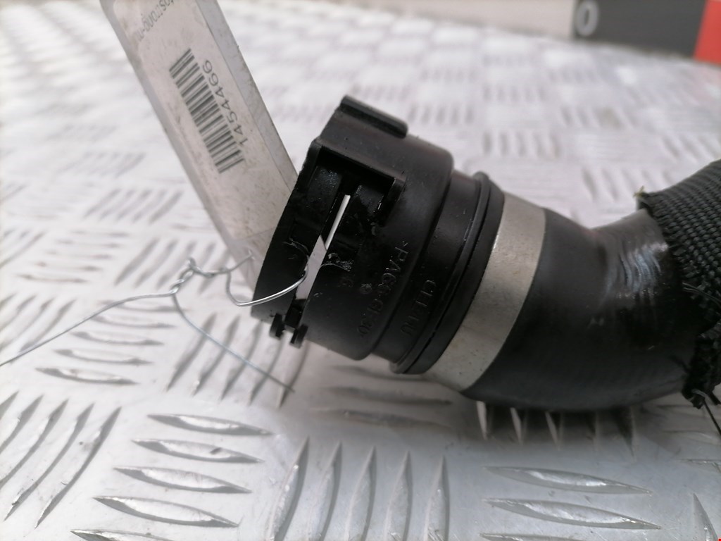 Патрубок BMW 5er 5 серия F10/F11/F07 2009-2017