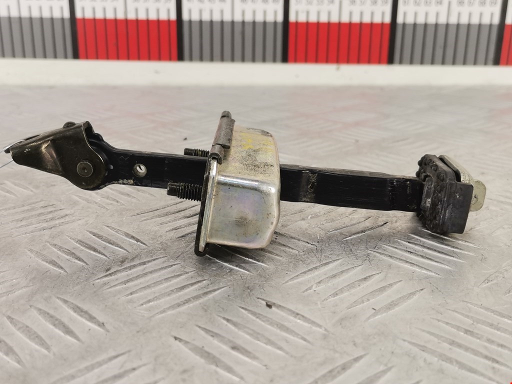 Ограничитель открывания двери HONDA Ridgeline 2005-2014