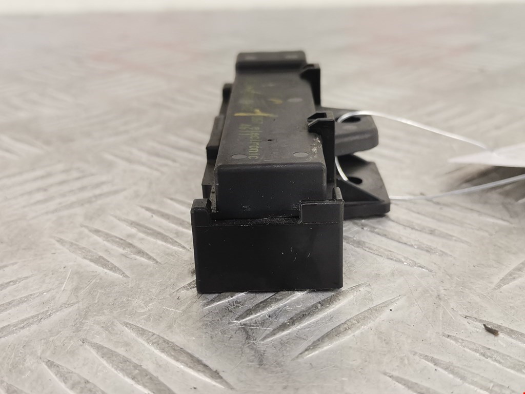 Антенна BMW 5er 5 серия F10/F11/F07 2009-2017