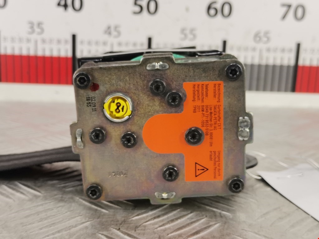 Ремень безопасности задний левый VOLKSWAGEN Touareg 2010-2018