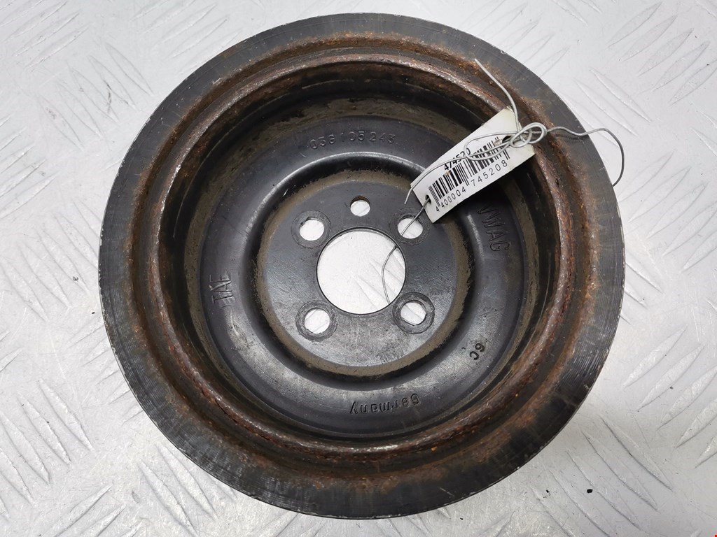 Шестерня коленвала (шкив) VOLKSWAGEN Passat B6 2005-2011