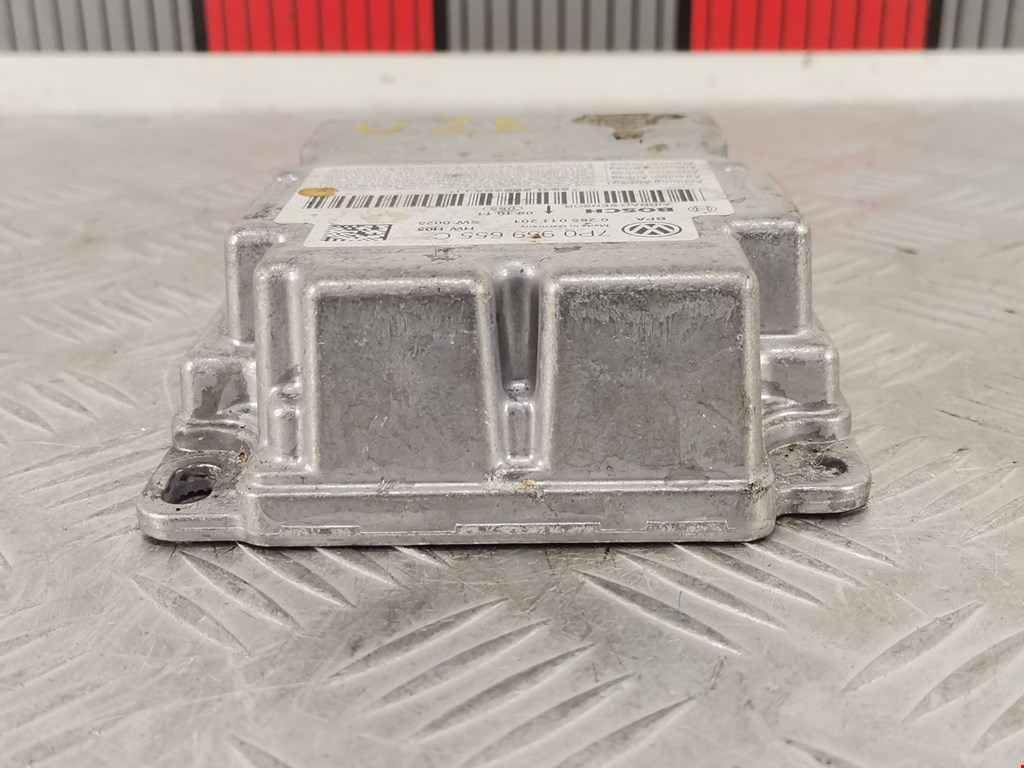 Блок управления AIR BAG VOLKSWAGEN Touareg 2010-2018