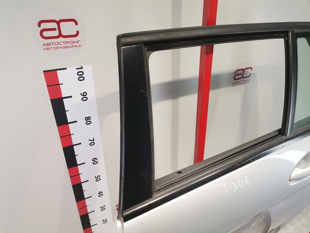 Дверь задняя левая MERCEDES-BENZ C-Class C-klasse W204 2007-2015