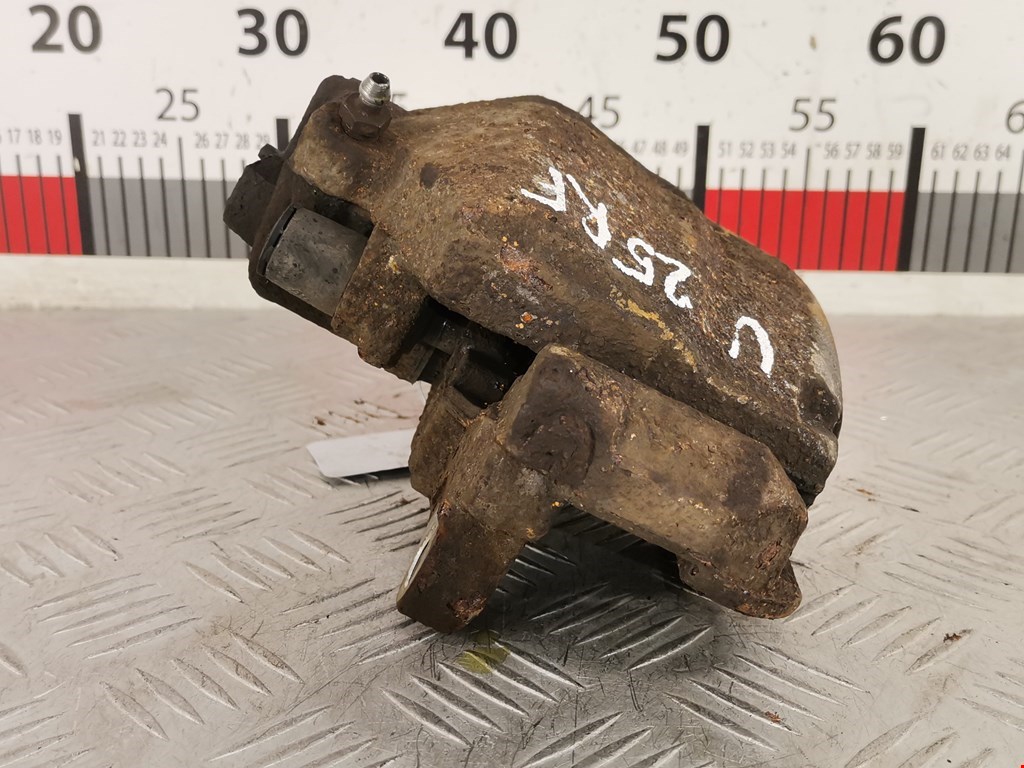 Суппорт передний правый VOLKSWAGEN Jetta VI 2011-2017