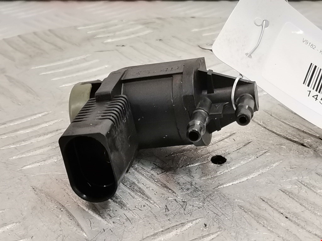 Клапан электромагнитный AUDI A4 B7 2004-2007