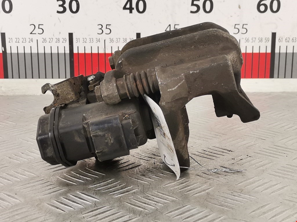 Суппорт задний левый BMW 5er 5 серия F10/F11/F07 2009-2017