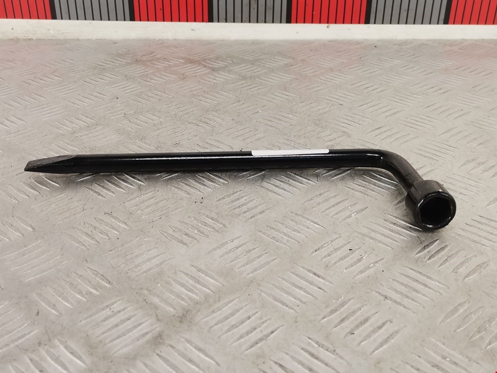 Ключ балонный SUBARU Outback 2009-2014