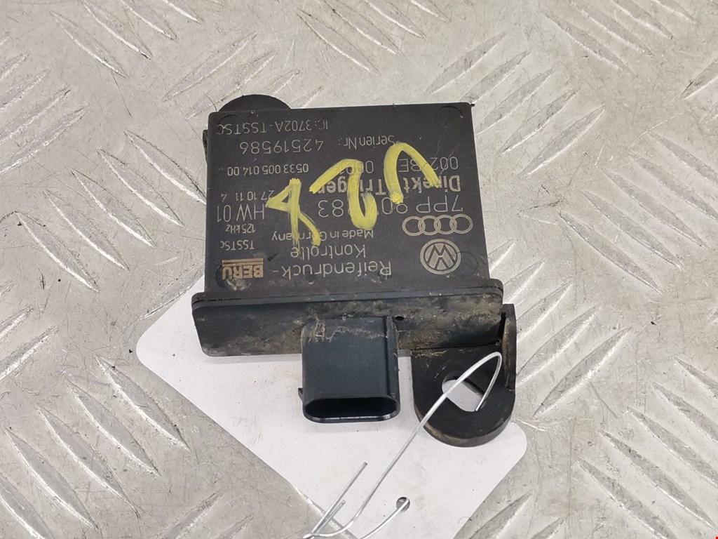 Блок контроля давления в шинах (RDC) Volkswagen Touareg 2 (2010-2018)